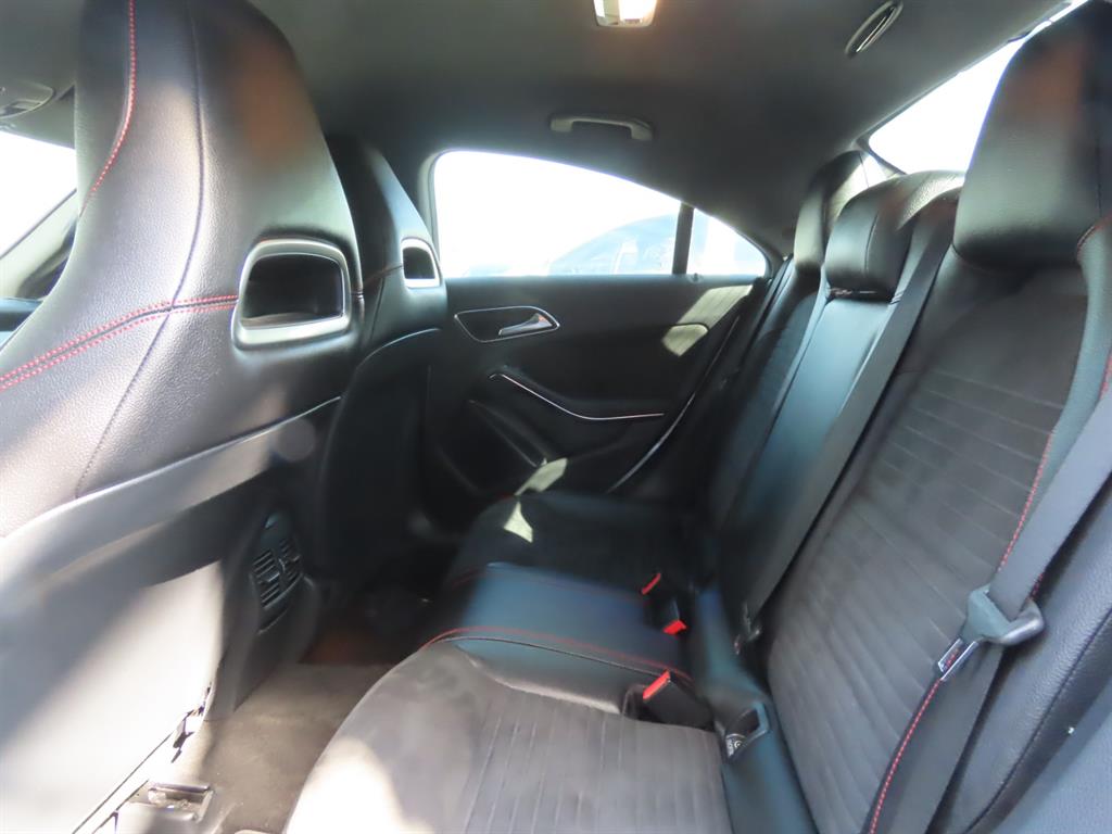 Mercedes-Benz CLA-Class — photo 06