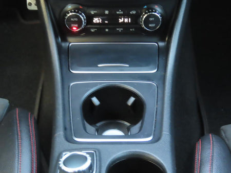 Mercedes-Benz CLA-Class — photo 10