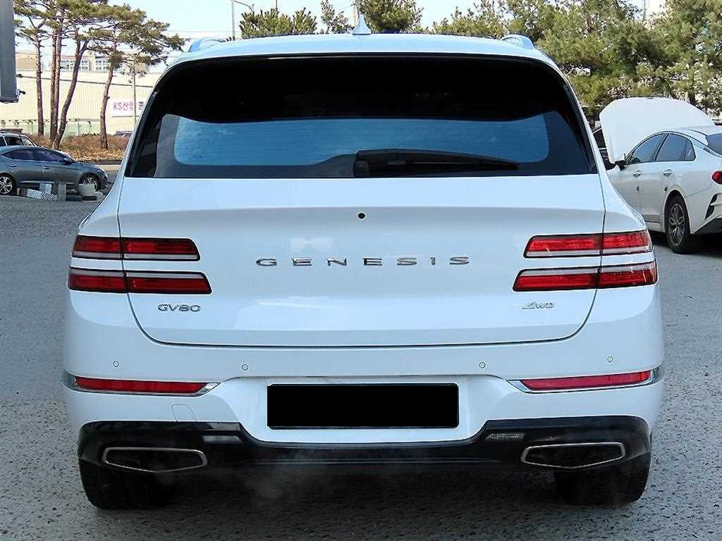 Genesis GV80 — photo 03