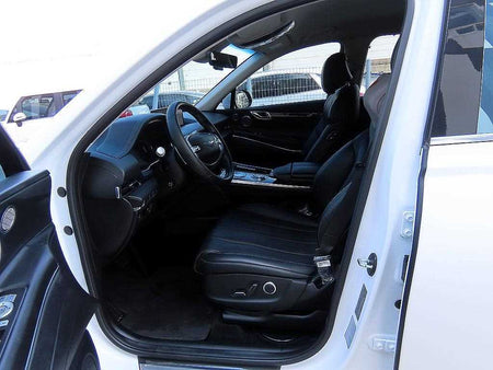 Genesis GV80 — photo 07