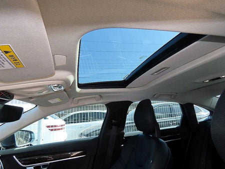 Volvo S90 — photo 17