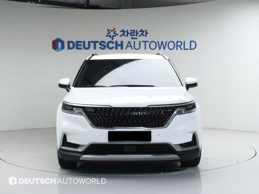 Kia Carnival — photo 02