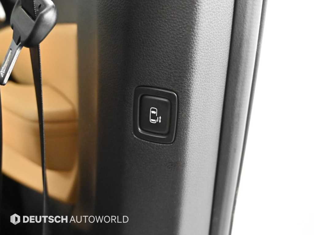 Kia Carnival — photo 11