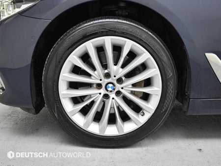 BMW 5-Series — photo 05