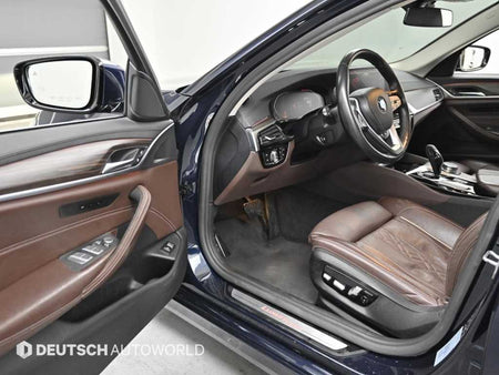 BMW 5-Series — photo 11