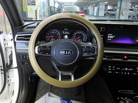 Kia K5 — photo 08