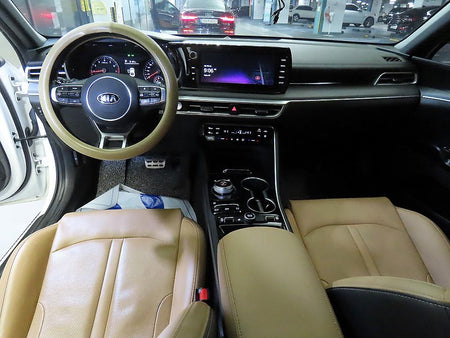 Kia K5 — photo 10