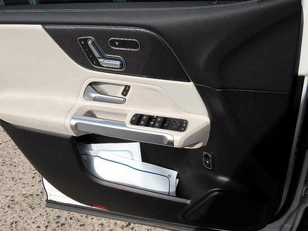 Mercedes-Benz GLB-Class — photo 11