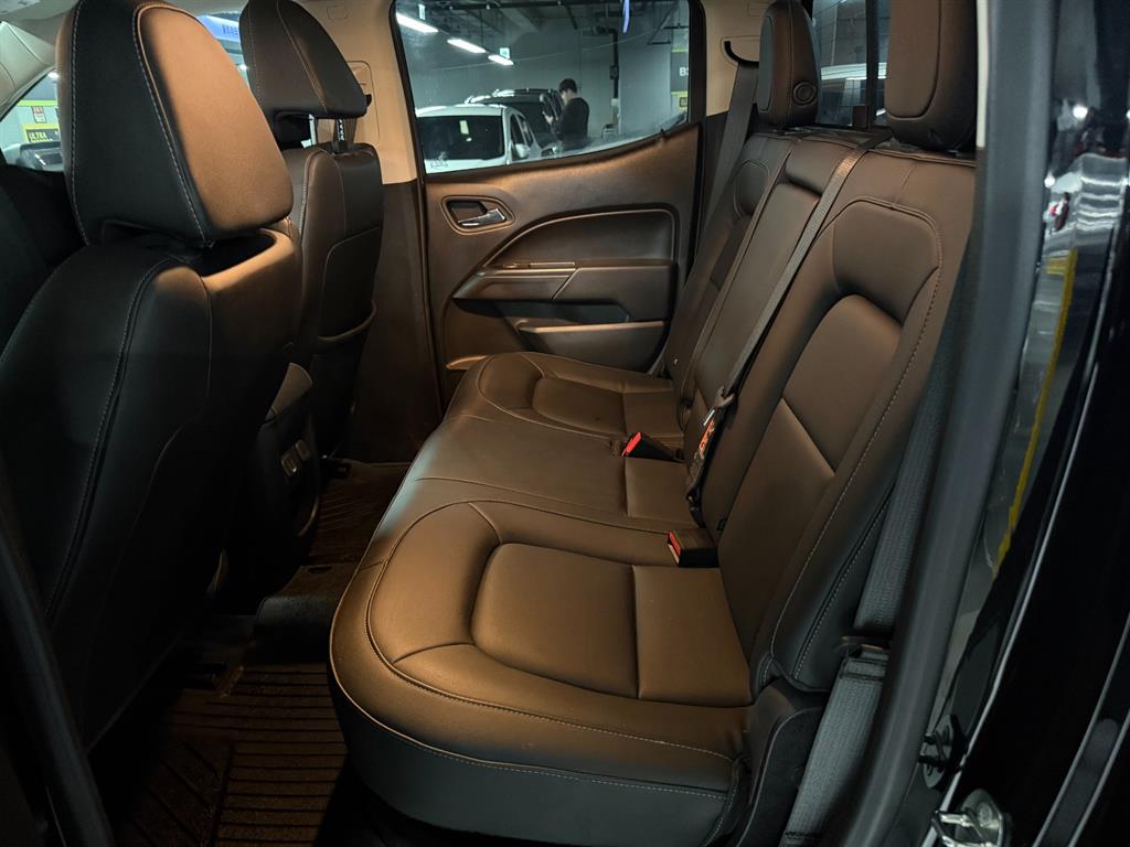 CHEVROLET Colorado — photo 10