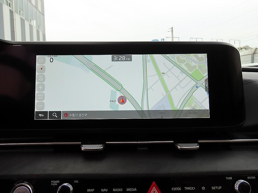 Kia Carnival — photo 13