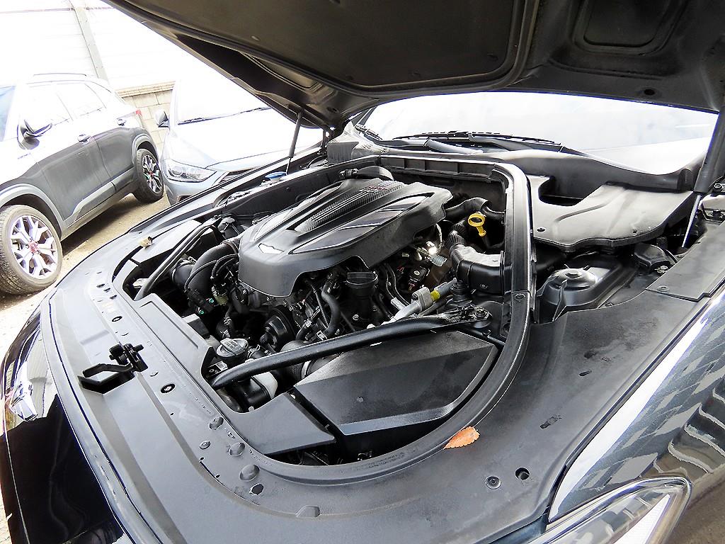 Genesis G80 — photo 19