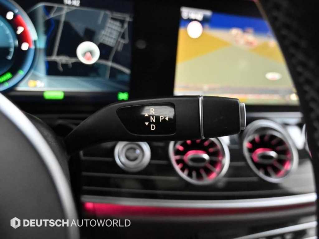 Mercedes-Benz CLS-Class — photo 08