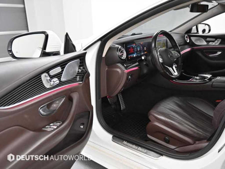Mercedes-Benz CLS-Class — photo 10
