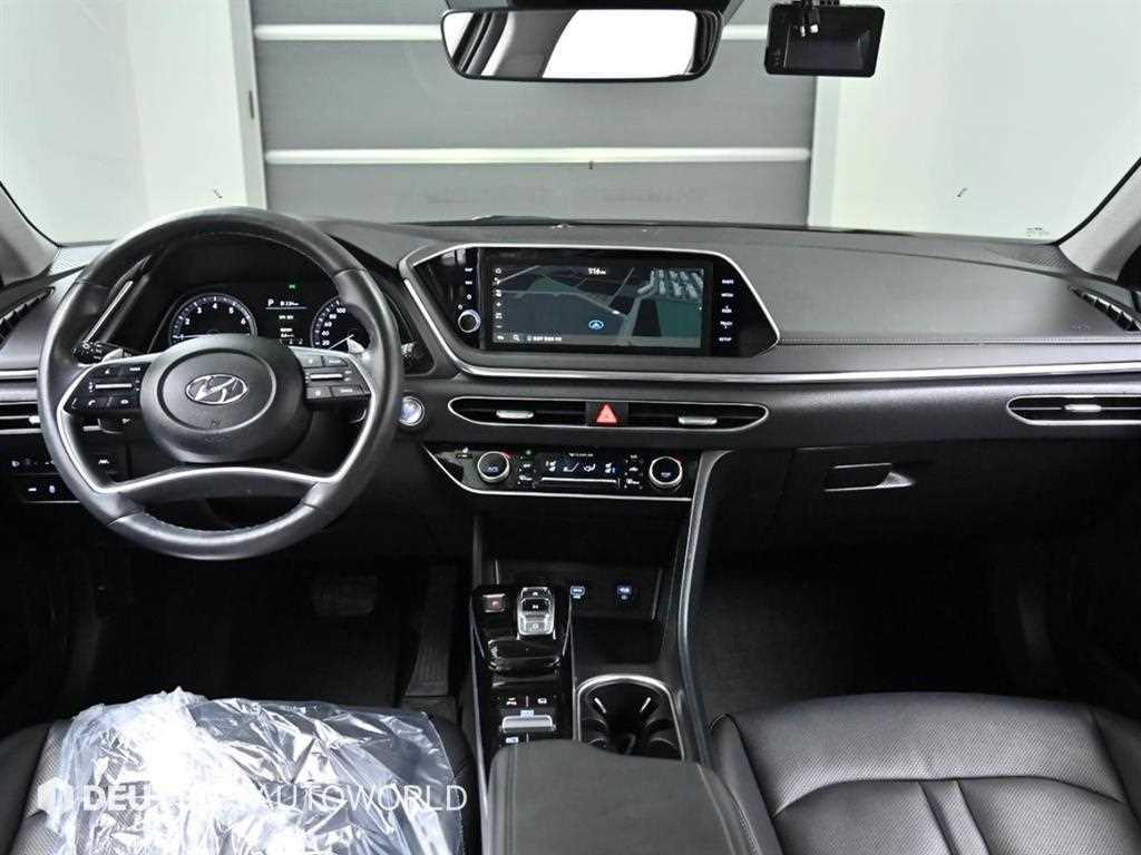 Hyundai Sonata — photo 07