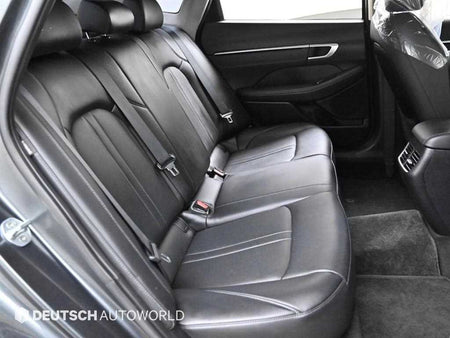 Hyundai Sonata — photo 12