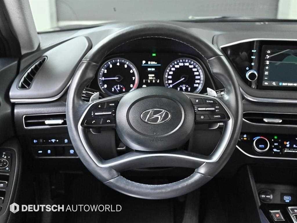 Hyundai Sonata — photo 13