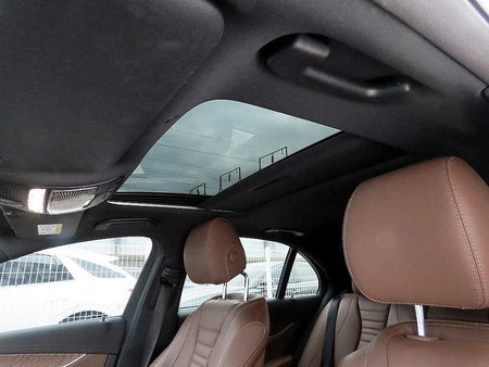Mercedes-Benz E-Class — photo 16