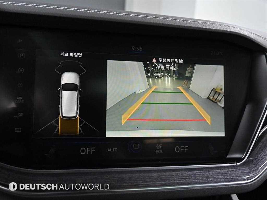 Volkswagen Touareg — photo 15