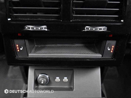 Volkswagen Touareg — photo 16
