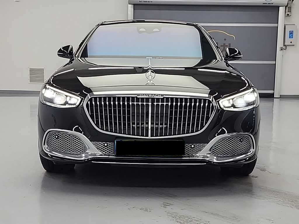 Mercedes-Benz S-Class — photo 01