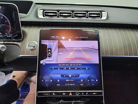 Mercedes-Benz S-Class — photo 10