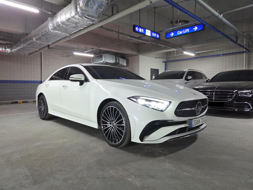 Mercedes-Benz CLS-Class — photo 01