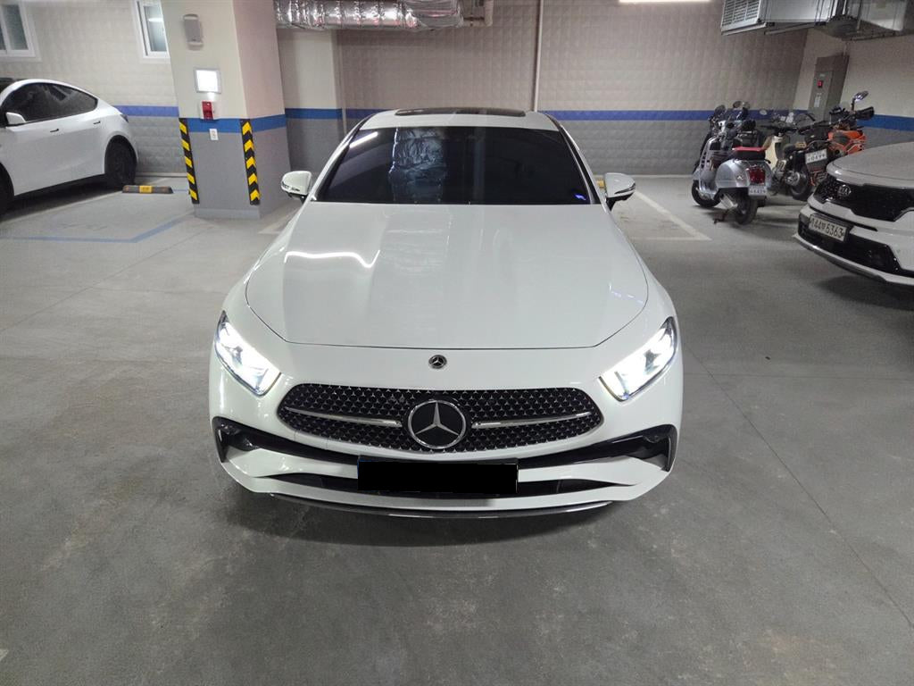Mercedes-Benz CLS-Class — photo 02