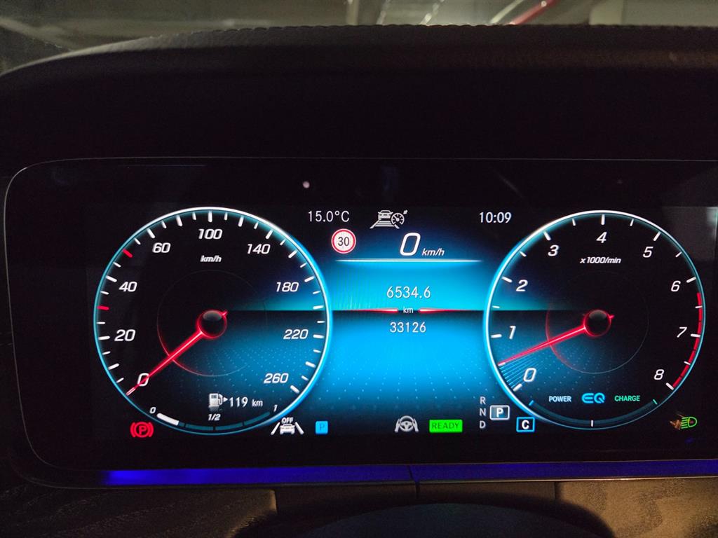 Mercedes-Benz CLS-Class — photo 13