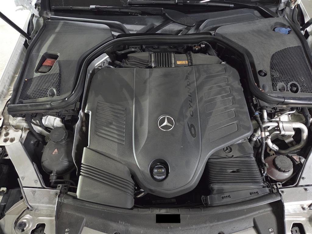 Mercedes-Benz CLS-Class — photo 20