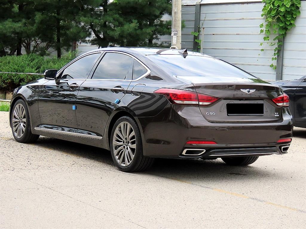 Genesis G80 — photo 03
