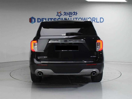 Ford Explorer — photo 05