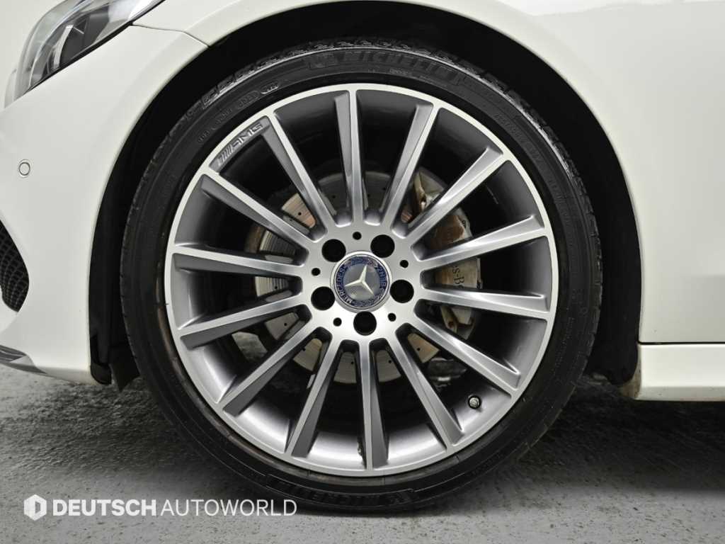Mercedes-Benz C-Class — photo 05