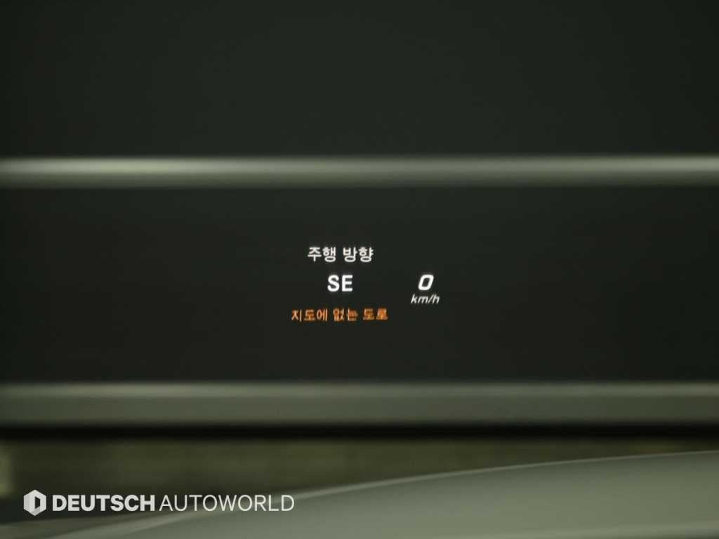 Mercedes-Benz C-Class — photo 17