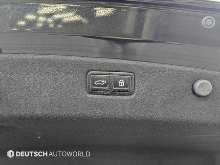 Kia K9 — photo 19