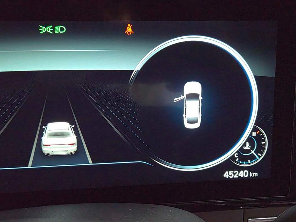 Hyundai Grandeur — photo 09