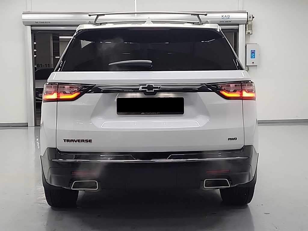 CHEVROLET Traverse — photo 03