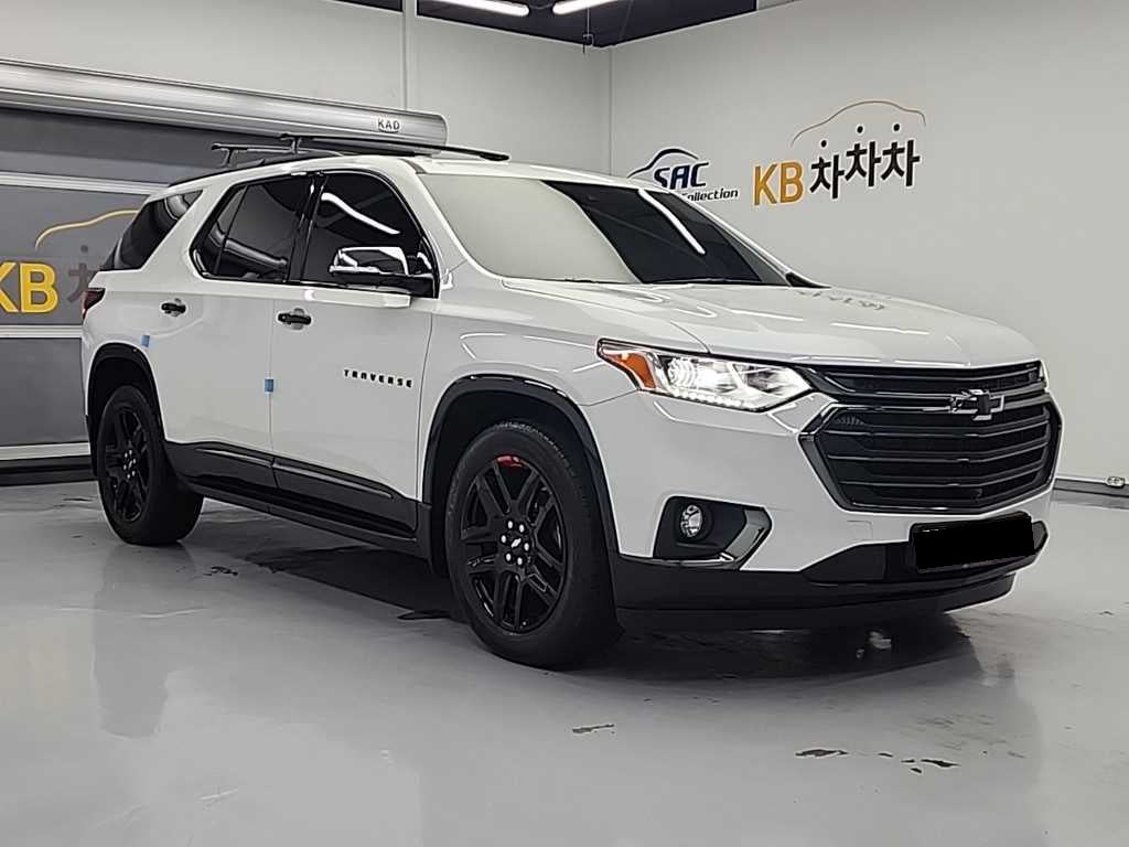 CHEVROLET Traverse — photo 04