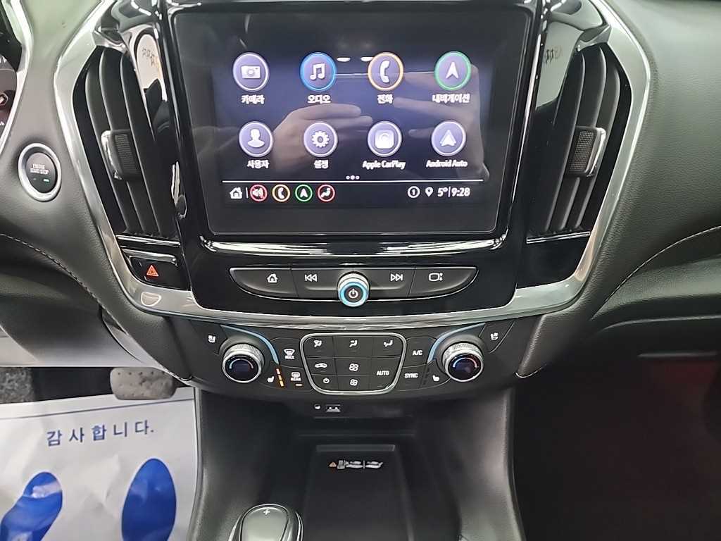 CHEVROLET Traverse — photo 10