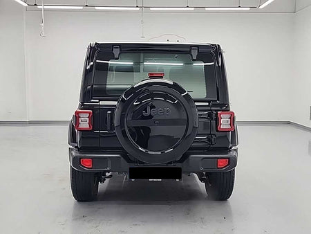 Jeep Wrangler — photo 03