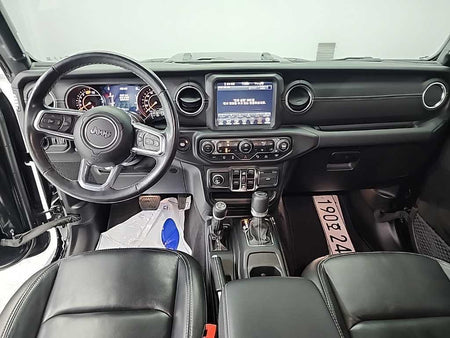 Jeep Wrangler — photo 07