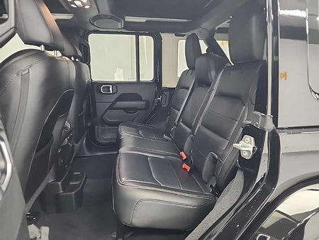 Jeep Wrangler — photo 12