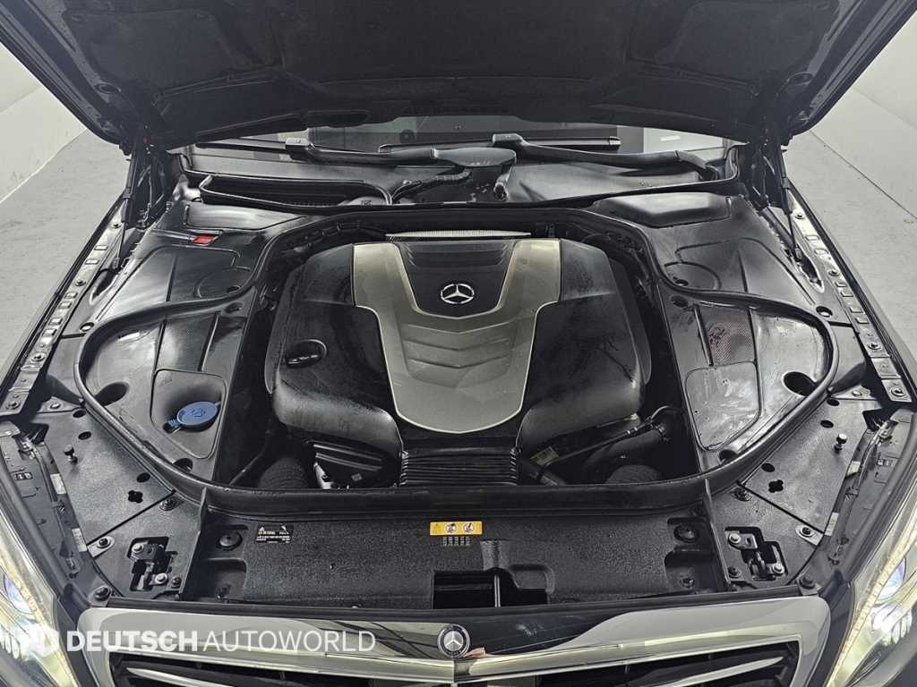 Mercedes-Benz S-Class — photo 06