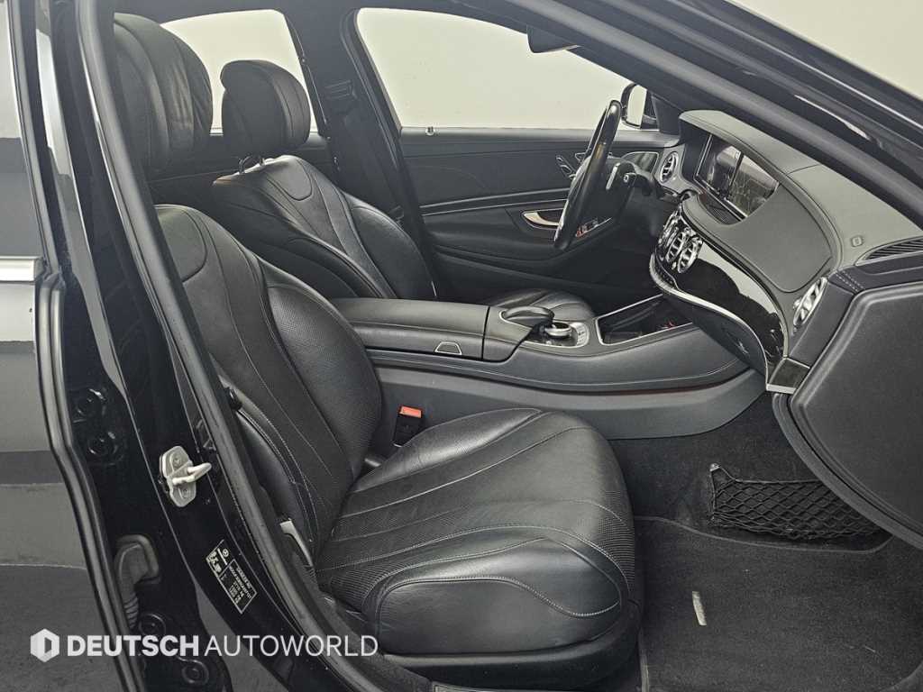 Mercedes-Benz S-Class — photo 10
