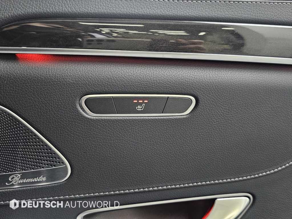 Mercedes-Benz S-Class — photo 16