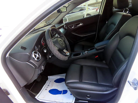 Mercedes-Benz GLA-Class — photo 05