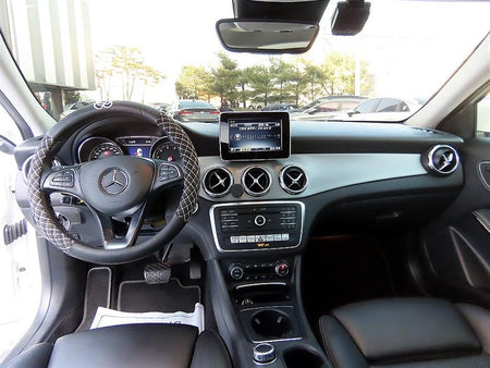 Mercedes-Benz GLA-Class — photo 07