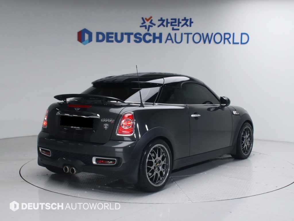 Mini Coupe — photo 02