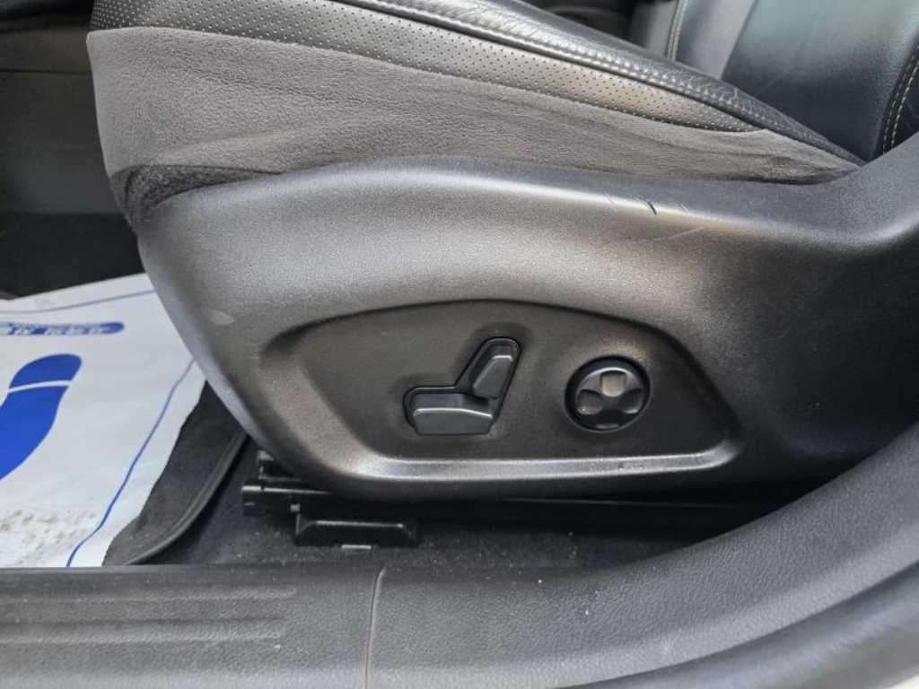 Jeep Renegade — photo 09