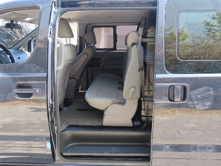Hyundai Starex — photo 14