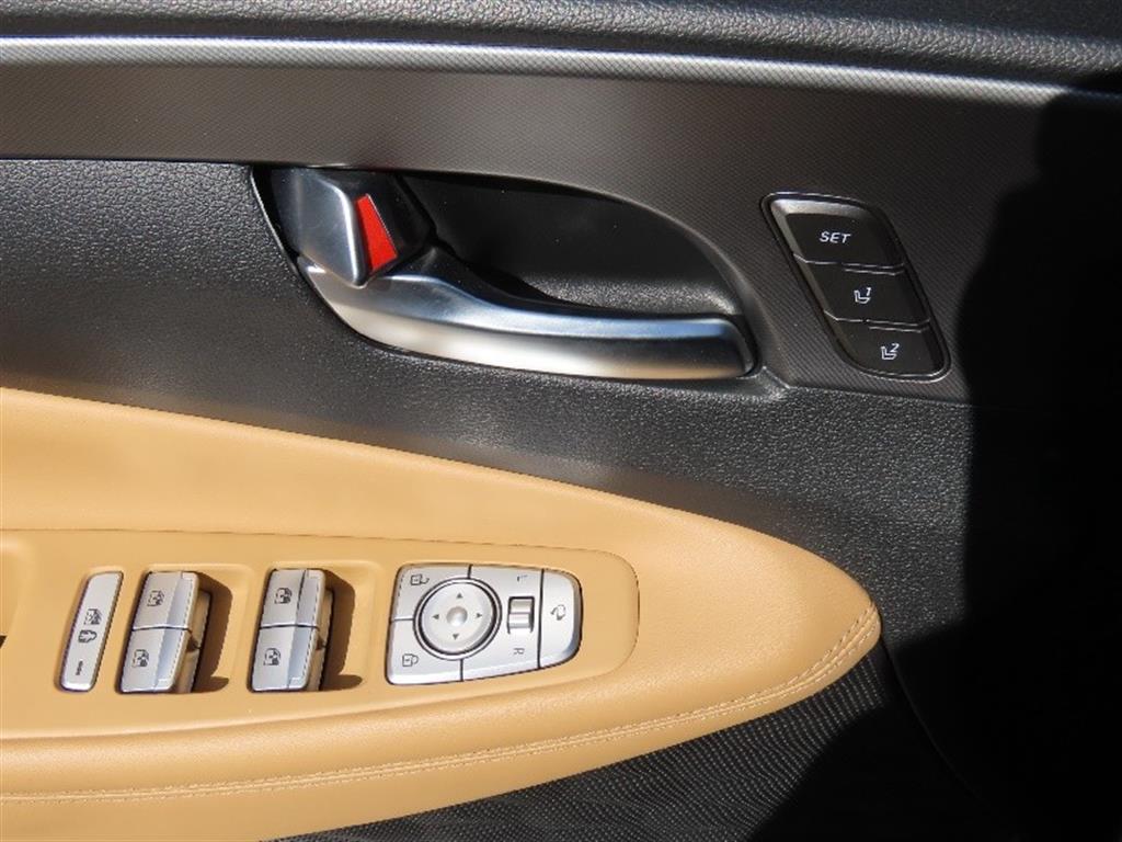 Hyundai Santafe — photo 12